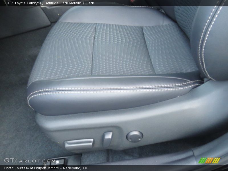 Attitude Black Metallic / Black 2012 Toyota Camry SE