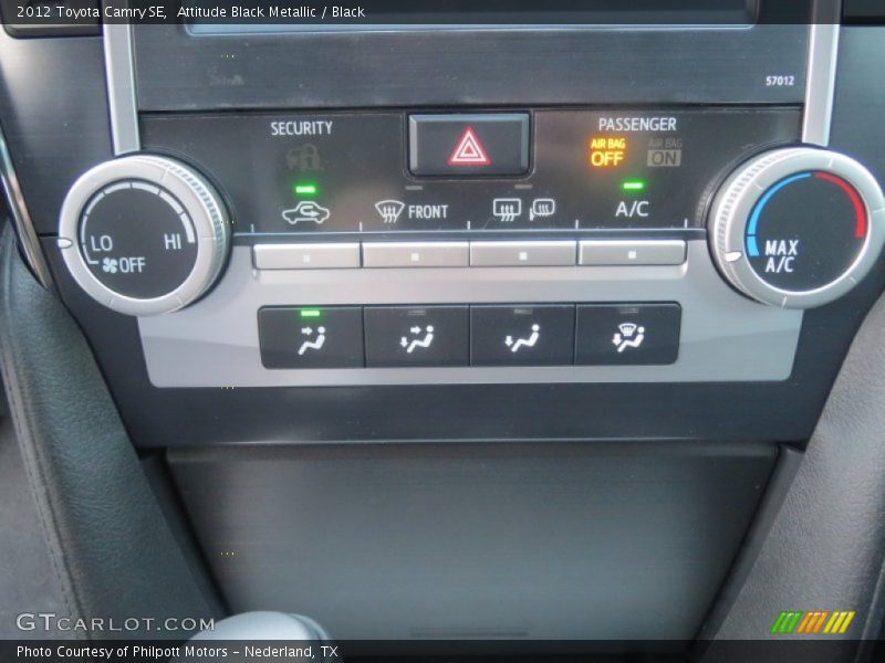 Attitude Black Metallic / Black 2012 Toyota Camry SE