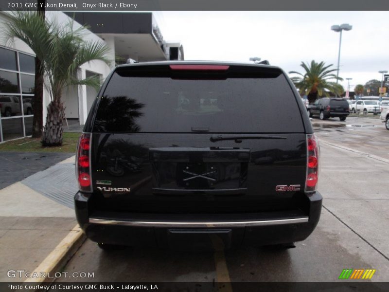 Onyx Black / Ebony 2011 GMC Yukon Denali