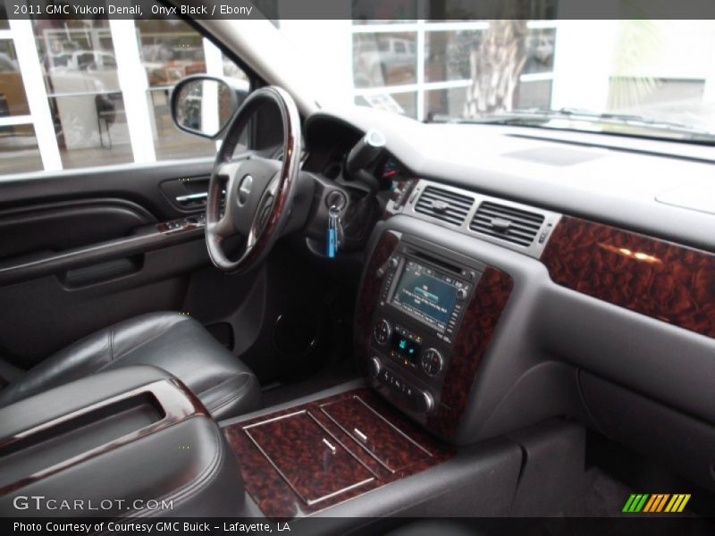 Onyx Black / Ebony 2011 GMC Yukon Denali