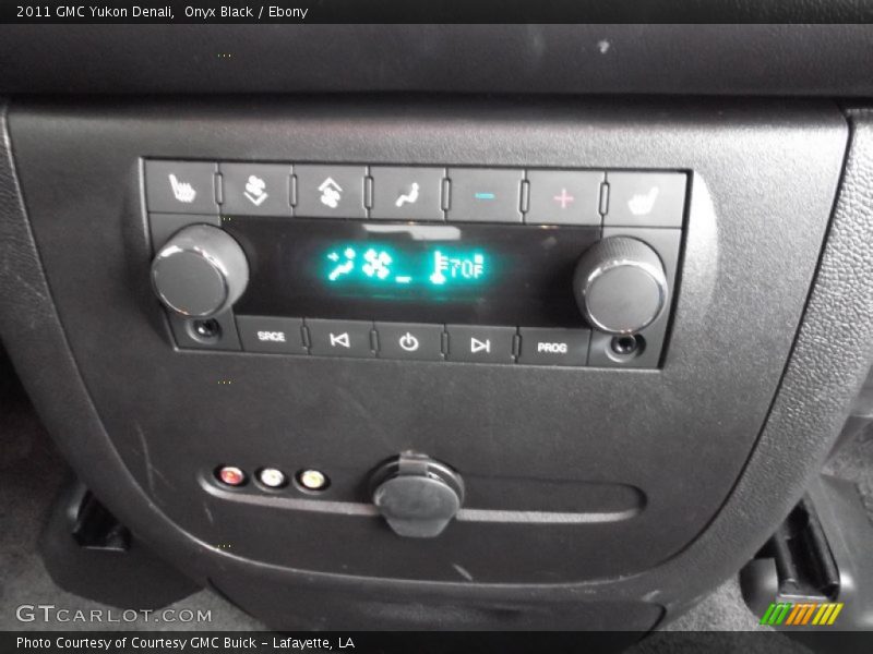Onyx Black / Ebony 2011 GMC Yukon Denali