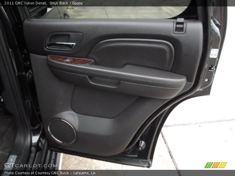 Onyx Black / Ebony 2011 GMC Yukon Denali