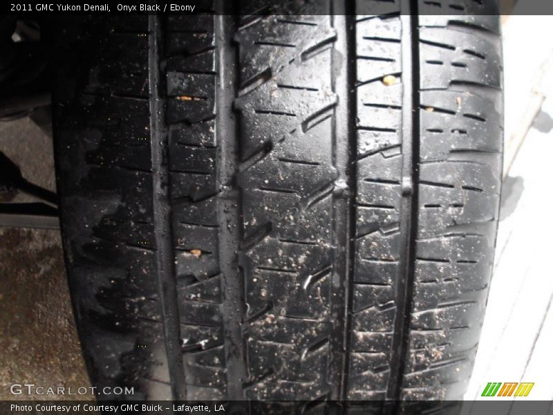Onyx Black / Ebony 2011 GMC Yukon Denali