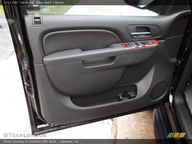 Onyx Black / Ebony 2012 GMC Yukon SLE
