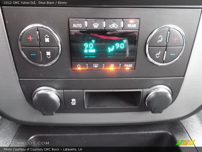 Controls of 2012 Yukon SLE
