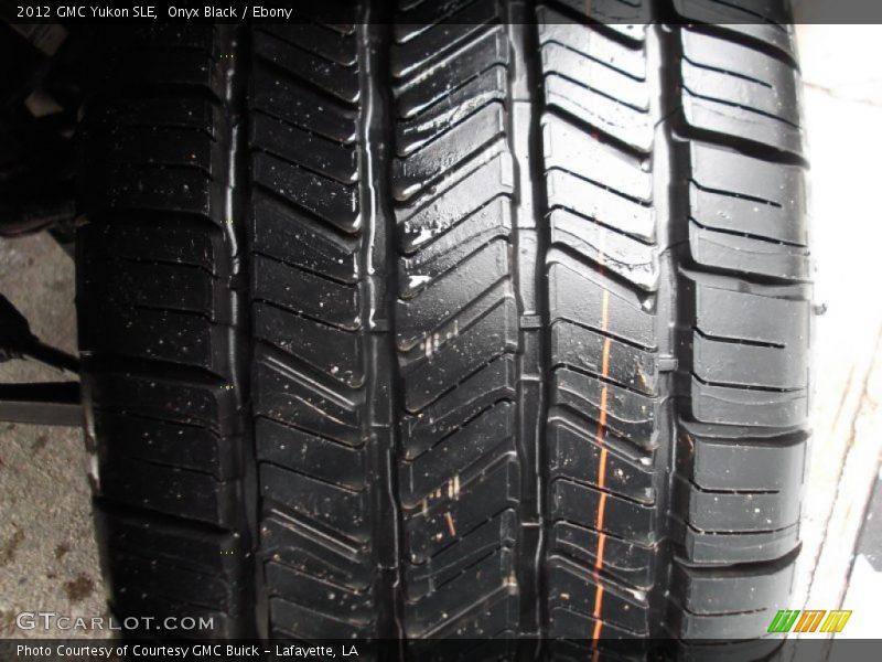 Onyx Black / Ebony 2012 GMC Yukon SLE