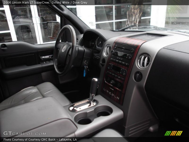 Oxford White / Dove Grey 2006 Lincoln Mark LT SuperCrew