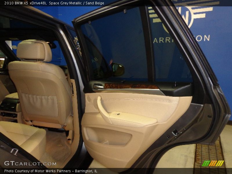 Space Grey Metallic / Sand Beige 2010 BMW X5 xDrive48i