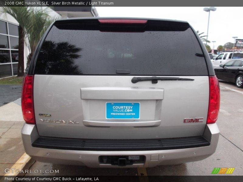 Silver Birch Metallic / Light Titanium 2008 GMC Yukon XL SLE