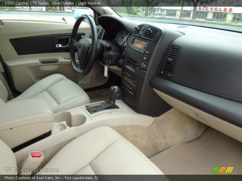 Silver Smoke / Light Neutral 2005 Cadillac CTS Sedan