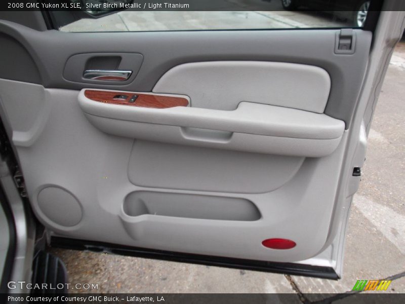 Silver Birch Metallic / Light Titanium 2008 GMC Yukon XL SLE