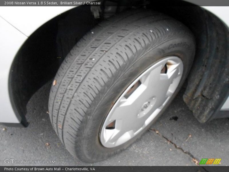 Brilliant Silver / Charcoal 2008 Nissan Versa 1.8 S Sedan