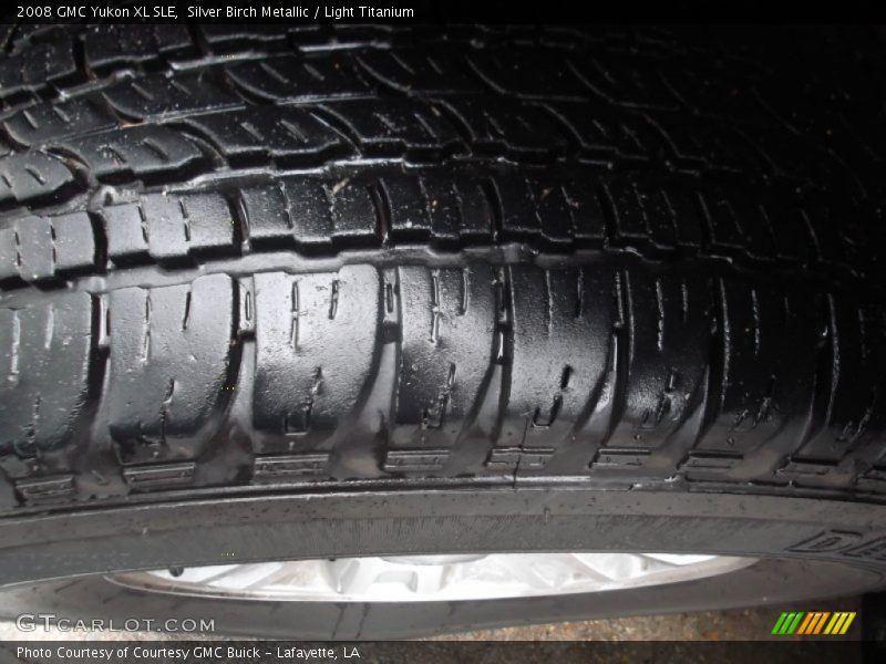 Silver Birch Metallic / Light Titanium 2008 GMC Yukon XL SLE