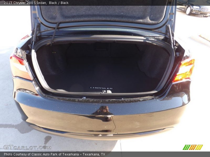 Black / Black 2013 Chrysler 200 S Sedan