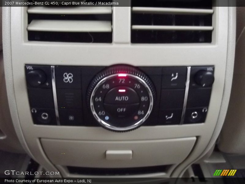 Capri Blue Metallic / Macadamia 2007 Mercedes-Benz GL 450