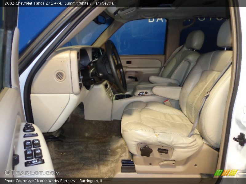 Summit White / Tan/Neutral 2002 Chevrolet Tahoe Z71 4x4