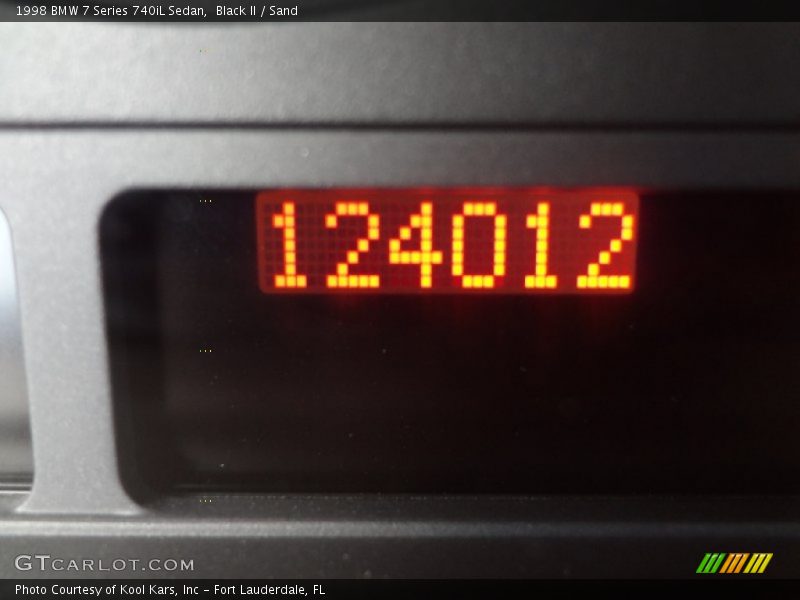 Black II / Sand 1998 BMW 7 Series 740iL Sedan