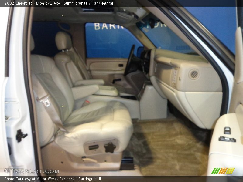Summit White / Tan/Neutral 2002 Chevrolet Tahoe Z71 4x4