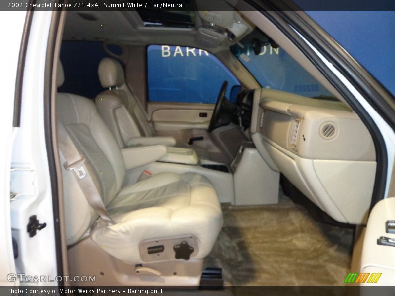 Summit White / Tan/Neutral 2002 Chevrolet Tahoe Z71 4x4