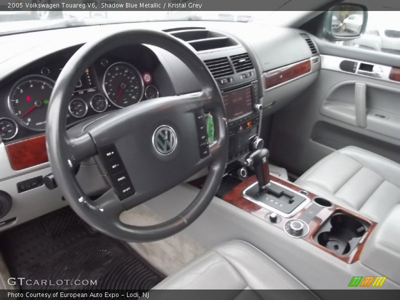 Shadow Blue Metallic / Kristal Grey 2005 Volkswagen Touareg V6