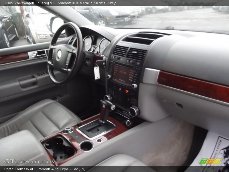 Shadow Blue Metallic / Kristal Grey 2005 Volkswagen Touareg V6