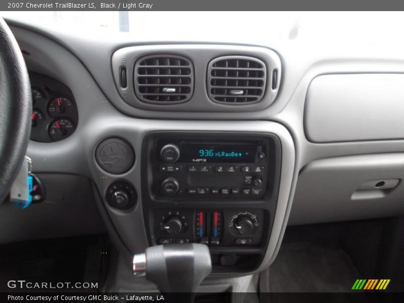 Black / Light Gray 2007 Chevrolet TrailBlazer LS