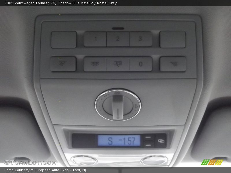 Shadow Blue Metallic / Kristal Grey 2005 Volkswagen Touareg V6