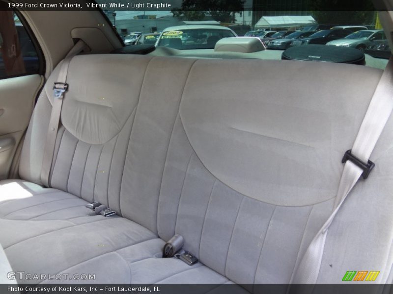 Vibrant White / Light Graphite 1999 Ford Crown Victoria