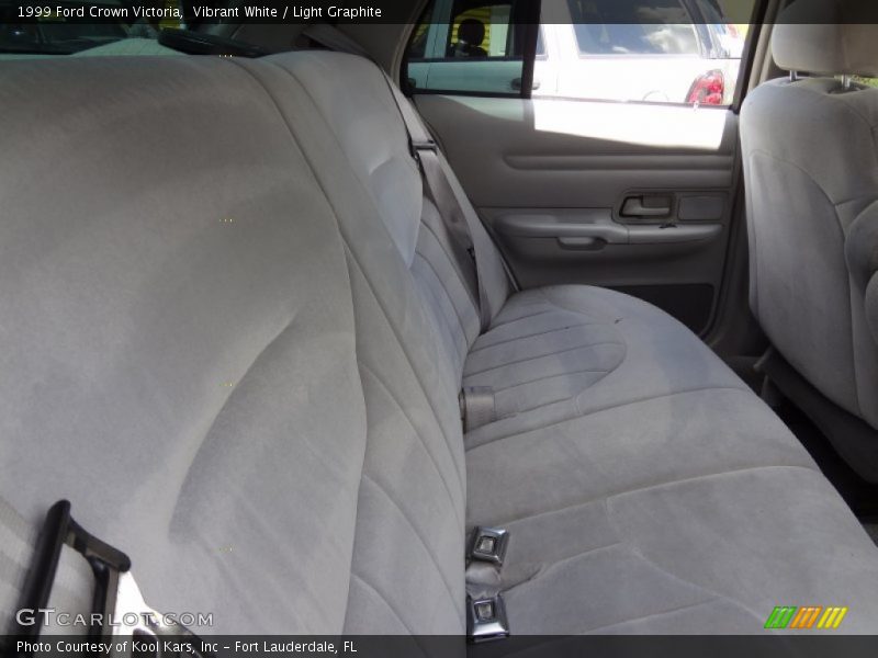 Vibrant White / Light Graphite 1999 Ford Crown Victoria