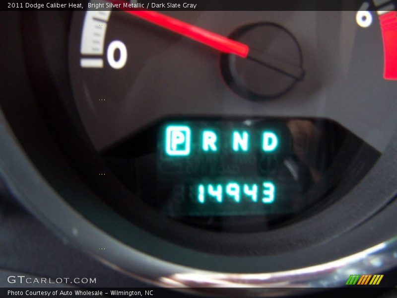 Bright Silver Metallic / Dark Slate Gray 2011 Dodge Caliber Heat