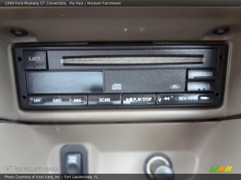 Controls of 1999 Mustang GT Convertible