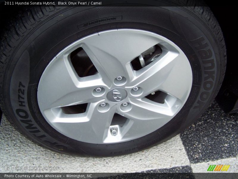 Black Onyx Pearl / Camel 2011 Hyundai Sonata Hybrid