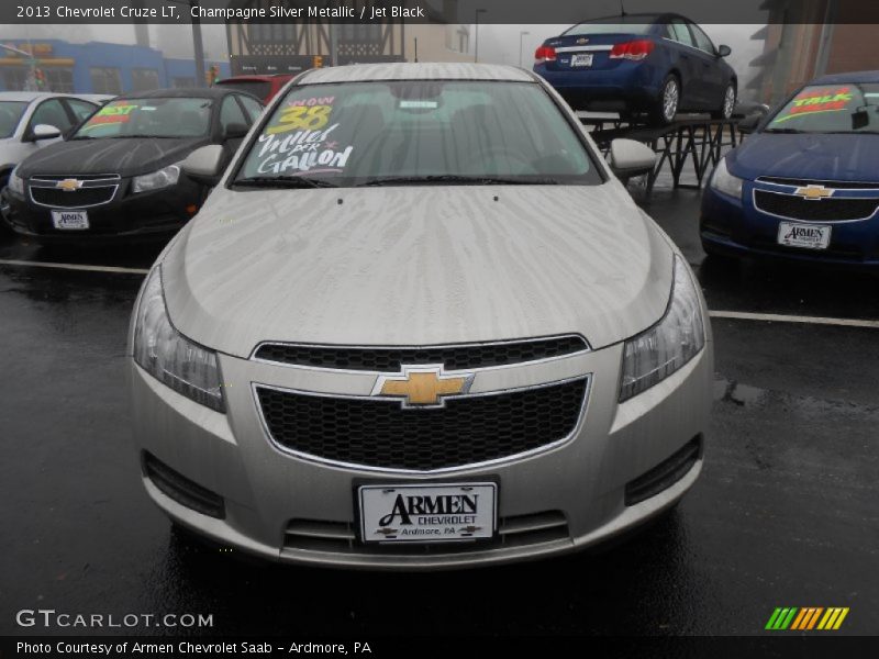 Champagne Silver Metallic / Jet Black 2013 Chevrolet Cruze LT