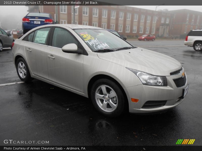 Champagne Silver Metallic / Jet Black 2013 Chevrolet Cruze LT