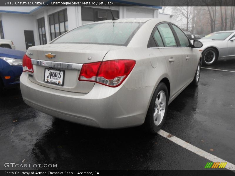 Champagne Silver Metallic / Jet Black 2013 Chevrolet Cruze LT
