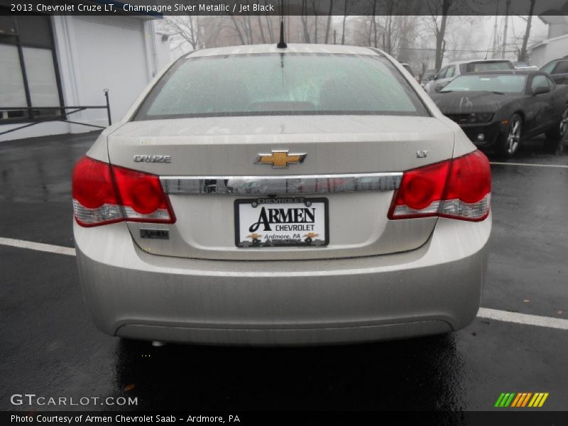 Champagne Silver Metallic / Jet Black 2013 Chevrolet Cruze LT
