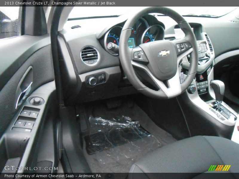 Champagne Silver Metallic / Jet Black 2013 Chevrolet Cruze LT