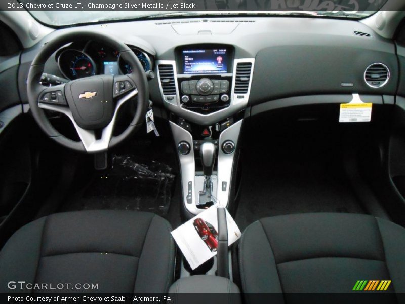 Champagne Silver Metallic / Jet Black 2013 Chevrolet Cruze LT
