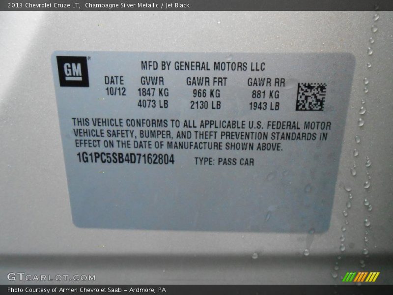Champagne Silver Metallic / Jet Black 2013 Chevrolet Cruze LT