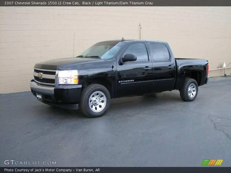 Black / Light Titanium/Dark Titanium Gray 2007 Chevrolet Silverado 1500 LS Crew Cab