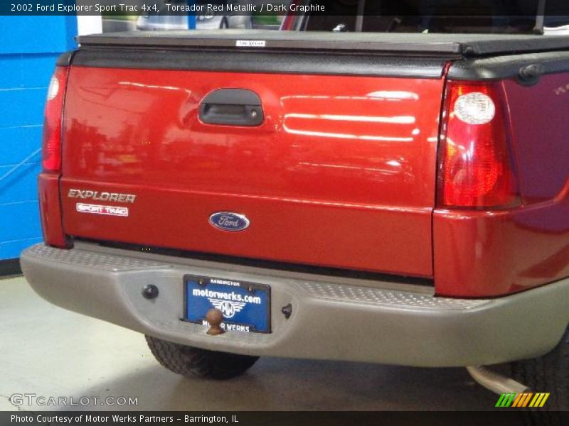 Toreador Red Metallic / Dark Graphite 2002 Ford Explorer Sport Trac 4x4