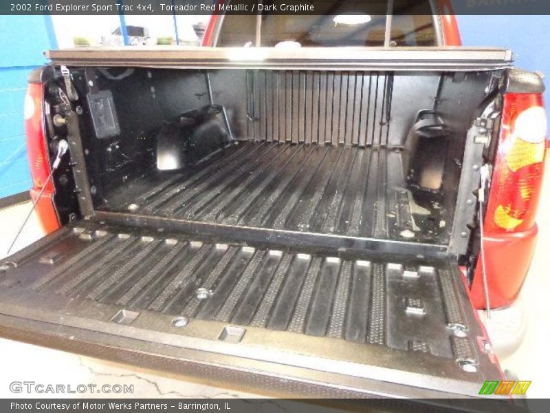 Toreador Red Metallic / Dark Graphite 2002 Ford Explorer Sport Trac 4x4
