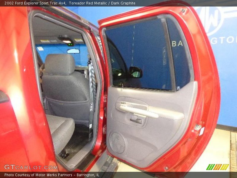 Toreador Red Metallic / Dark Graphite 2002 Ford Explorer Sport Trac 4x4