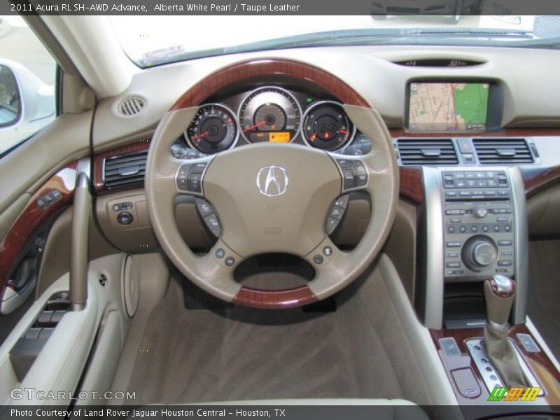 Dashboard of 2011 RL SH-AWD Advance