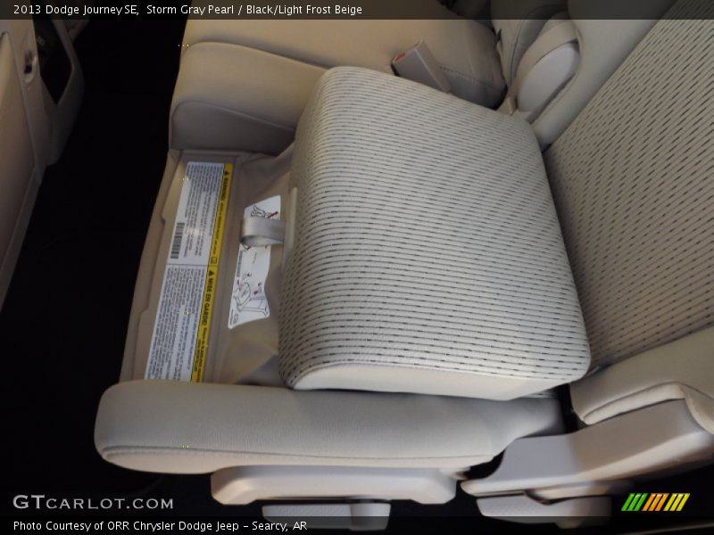 Storm Gray Pearl / Black/Light Frost Beige 2013 Dodge Journey SE