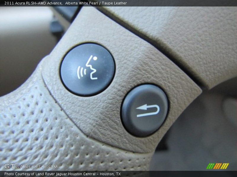 Controls of 2011 RL SH-AWD Advance