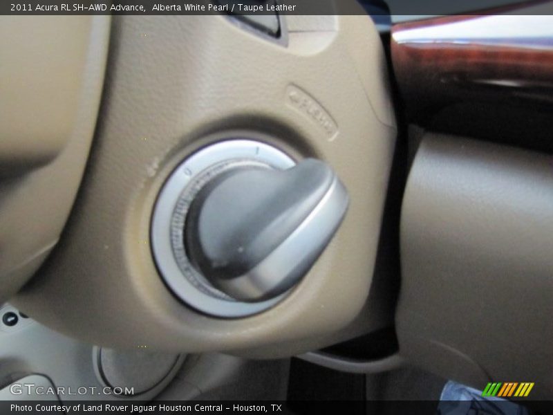 Keys of 2011 RL SH-AWD Advance