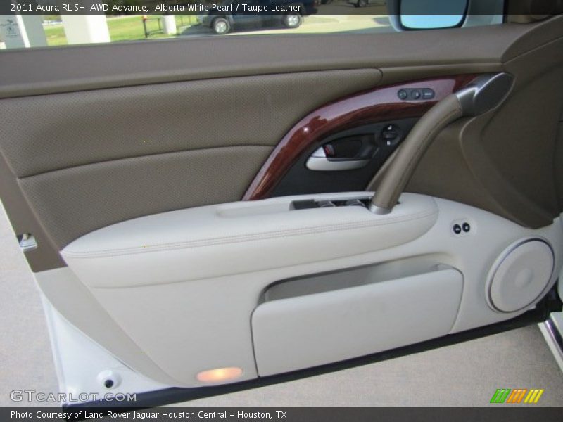 Door Panel of 2011 RL SH-AWD Advance