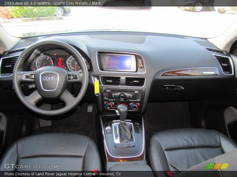 Quartz Grey Metallic / Black 2010 Audi Q5 3.2 quattro
