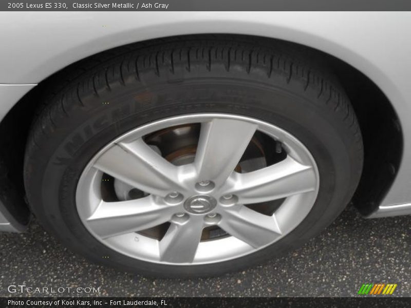 Classic Silver Metallic / Ash Gray 2005 Lexus ES 330